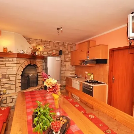 Zugan Apartment