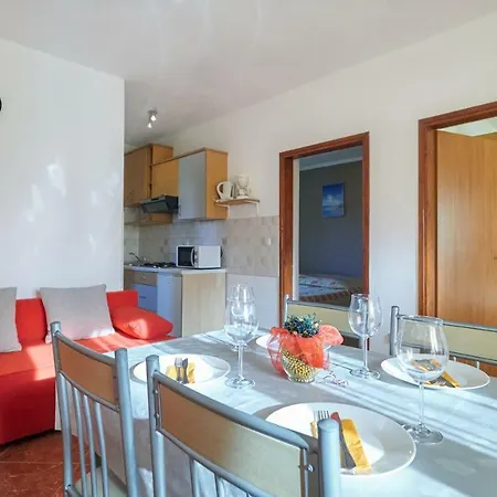 Apartment Zugan *