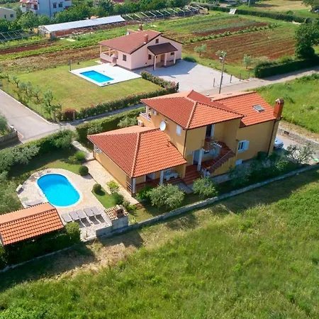Zugan Apartmán *